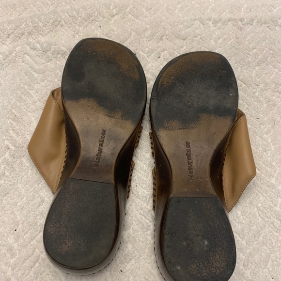 Naturalizer Sandals Leather (Women’s size 7.5) - Picture 3 of 3